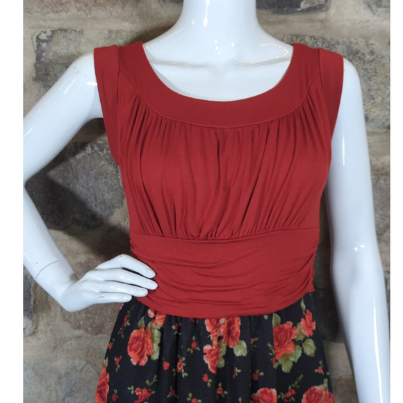 Gilli Sleeveless‎ Floral Skirt Dress Black Orange Woman's Size Medium Summer - Picture 3 of 11